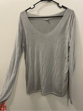 Tempo Paris Light Gray Scoop Neck Long Sleeve Tee | FREE WITH PURCHASE